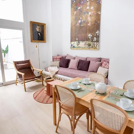 Pop Art Historia De Conde Negro Con Patio Privado *