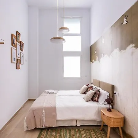 Pop Art Historia De Conde Negro Con Patio Privado Apartamento *